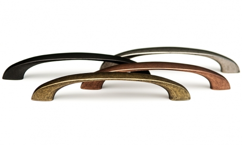 IZARO Collection. Contemporary handles & accesories. 